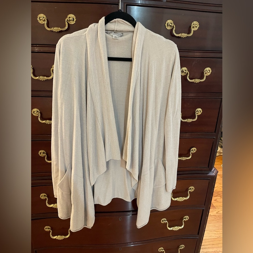 Barefoot dreams cardigan